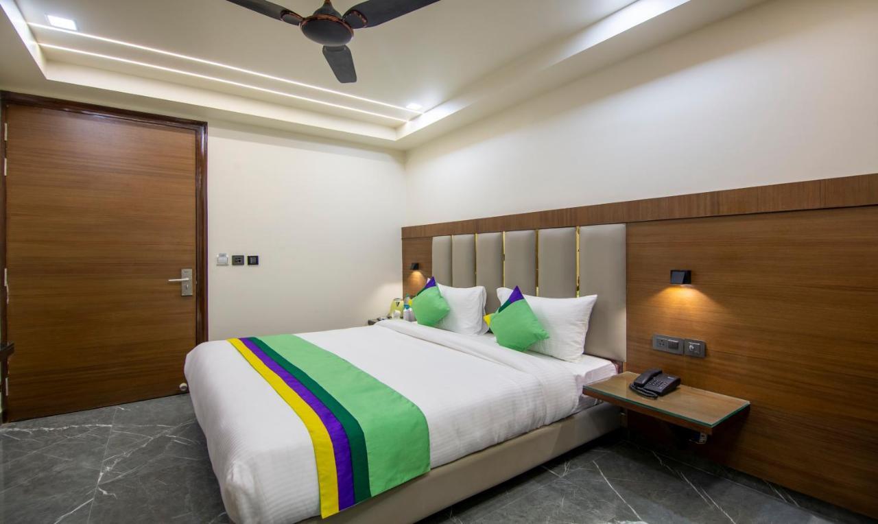 Treebo Royal Comfort Nueva Delhi Exterior foto