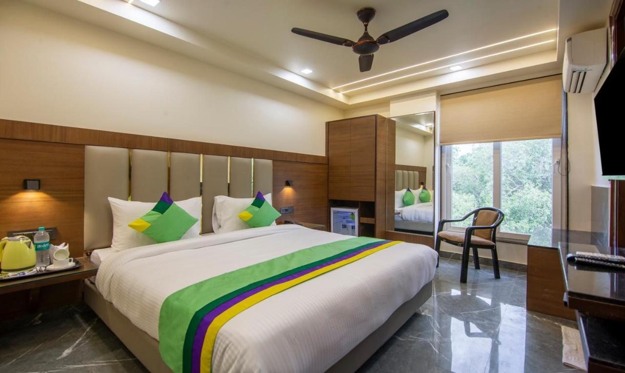 Treebo Royal Comfort Nueva Delhi Exterior foto